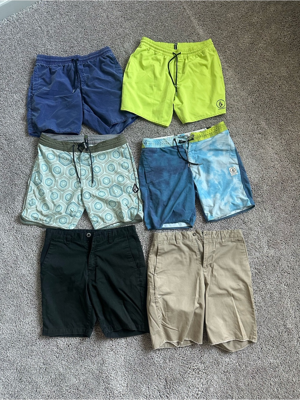 Volcom shorts entire lot